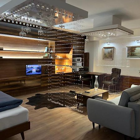 Апартаменти Business Box Братислава Екстер'єр фото