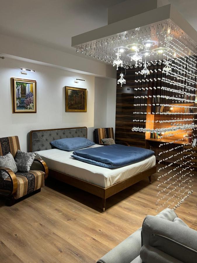 Апартаменти Business Box Братислава Екстер'єр фото