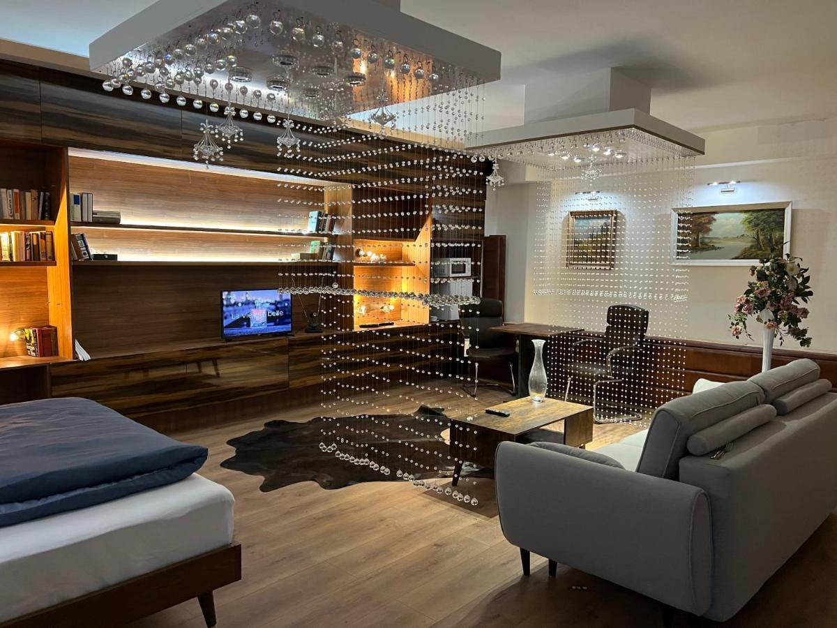 Апартаменти Business Box Братислава Екстер'єр фото