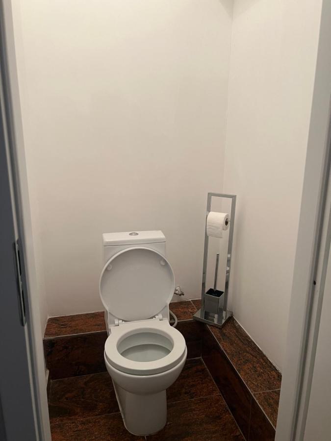 Апартаменти Business Box Братислава Екстер'єр фото
